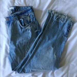 Zara Mom Jeans “Overdressed”
